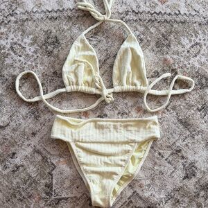 Montce Buttercream Rib Set